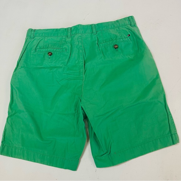 Tommy Hilfiger shorts green size 36 - Picture 4 of 10